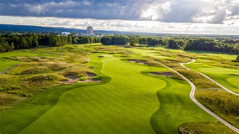 Turning stone golf - Turning Stone Resort's Atunyote course is one of the best golf courses in New York. ... Turning Stone’s signature layout—one of three 18-hole courses at the resort—was previously ranked for ... 